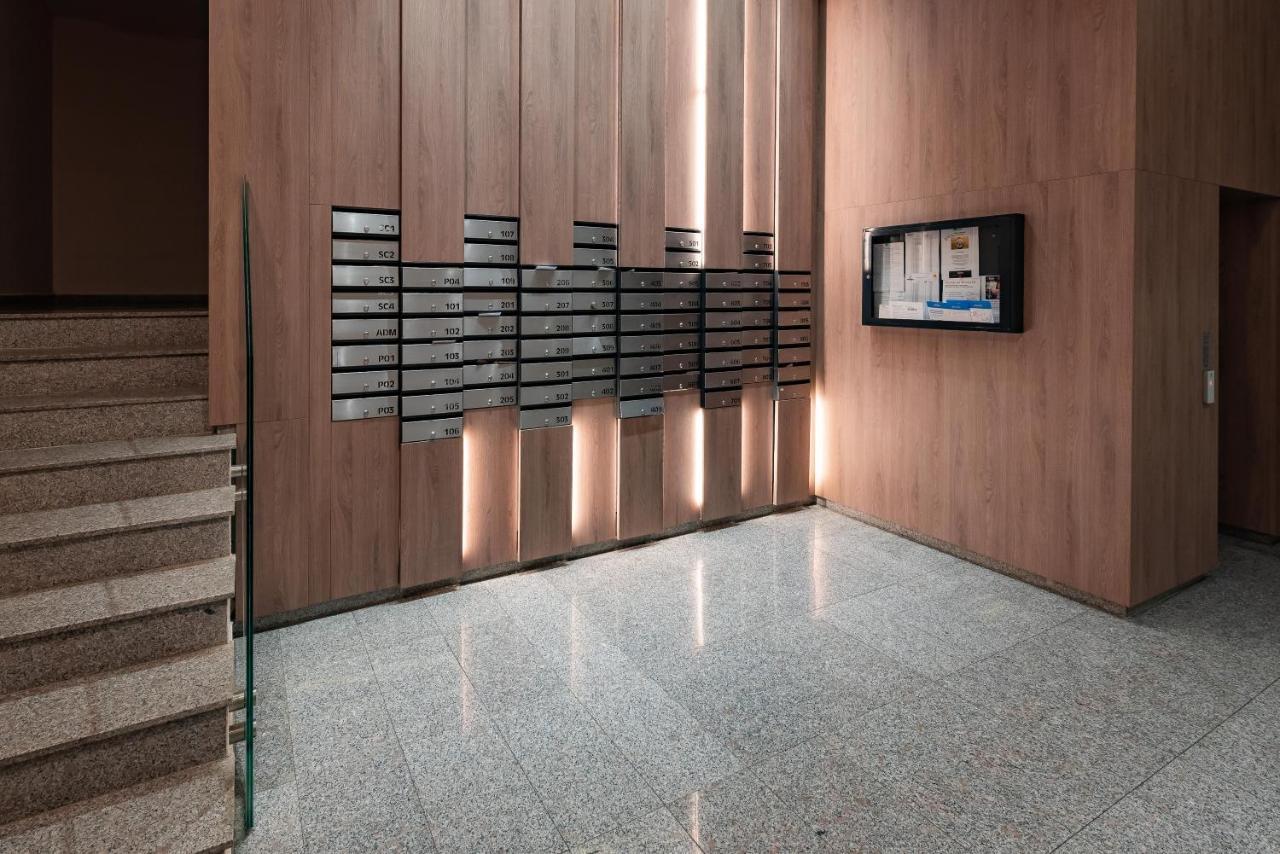 Green Apartment Coresi Brasov Bagian luar foto